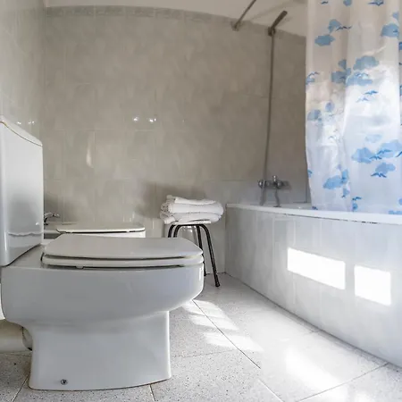Guest house Urgell 2*